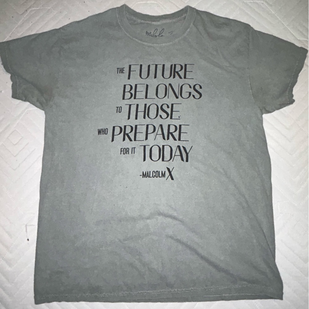 Gray/ greenish Graphic T-Shirt